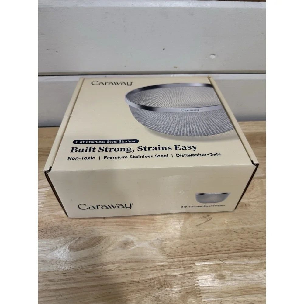 Caraway 2 Qt Stainless Steel Strainer (damage)